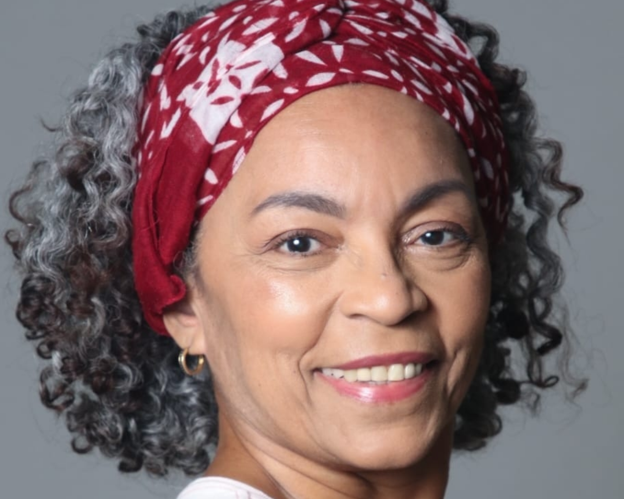 Vânia Beatriz Vasconcelos de Oliveira